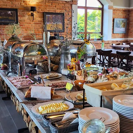 Folwark Lekuk Hotel Łękuk Mały