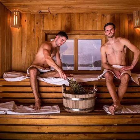 Hotel Folwark Lekuk Łękuk Mały