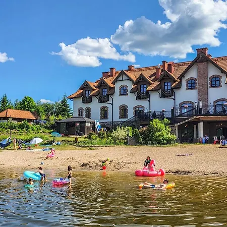 Hotel Folwark łękuk 3*