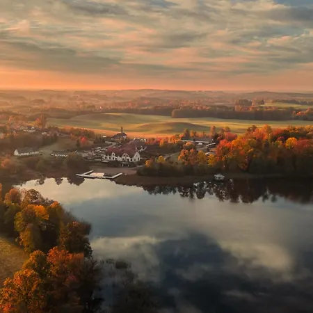 Hotel Folwark Lekuk Łękuk Mały