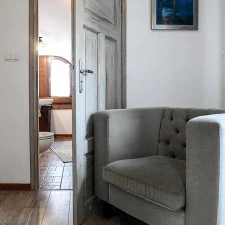 Folwark Lekuk 3*