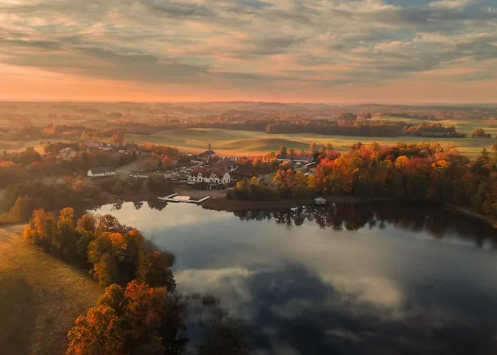 Hotel Folwark Lekuk Łękuk Mały